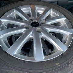 車のパーツ タイヤ、ホイール