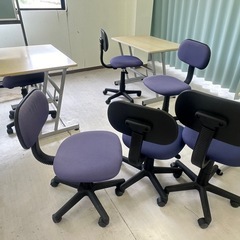 椅子　キャスター付き　の画像