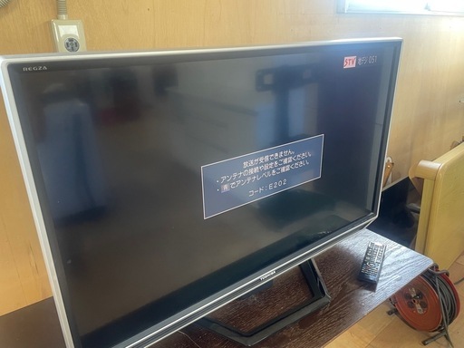 092701 東芝　40型液晶テレビ　受け渡し予定者決定
