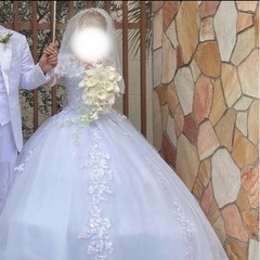 ウェディングドレスの画像