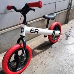 ブレーキ付きストライダー