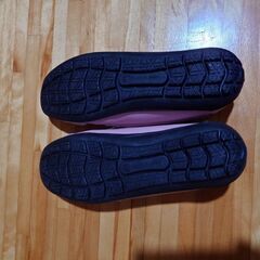 ドライビングシューズ24㌢の画像