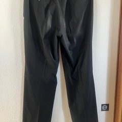 敬和学園高校制服上下の画像