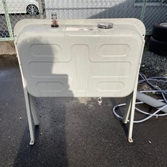 中古灯油タンク