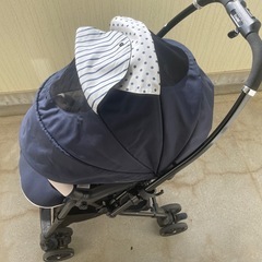 combi ベビーカーの画像