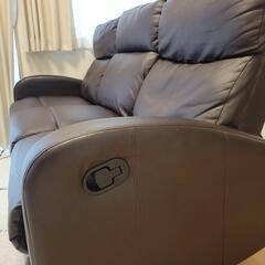 リクライニングソファの画像