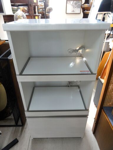 創愛ファニチュア レンジボード 幅59×奥45×高121cm カシュー60 白エナメル コンセント付き 食器棚 キッチンボード 収納 家具 札幌市 中央区 南12条 創愛ファニチュア レンジボード 幅59×奥45×高121cm カシュー60 白