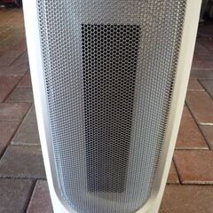 TAOTRONICS PTCファンヒーター TT-HE004 ホワイト 温風式 電気ストーブ 札幌市東区 新道東店の画像