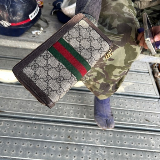 GUCCI長財布
