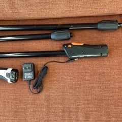 美原店　充電式高枝剪定バサミ　JTH10 アイリスオーヤマの画像