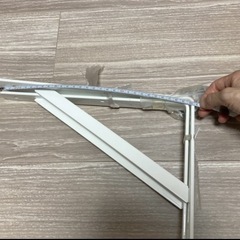 壁掛け棚　ネジ付　Ｌ型ブラケット　DIY パーツ　壁掛け棚　取り付け　白　ホワイト　Ｌ字アングルの画像