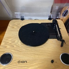 ion レコードプレーヤー MAX LPの画像
