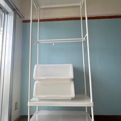 IKEAのスチール棚
