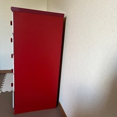 赤いタンス　の画像