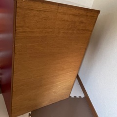 赤いタンス　の画像