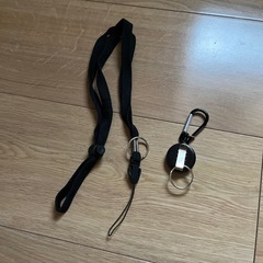 100均　　携帯ホルダーの画像