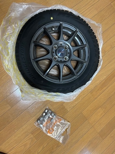最終値下げ スタッドレスタイヤ・ホイールセット 1シーズンのみ
