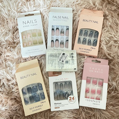 ⭐︎取引中⭐︎SHEIN ネイルチップとネイルシール セット