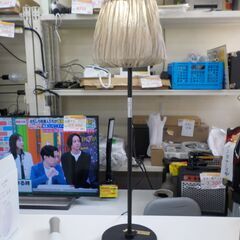 ID475526　照明スタンド　IKEA　　※カサのストッパーが...