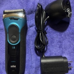 ブラウン シリーズ3 Proskin メンズ電気シェーバー 3枚刃 水洗い/お風呂剃り可 ブルー 3080s-B-JAの画像