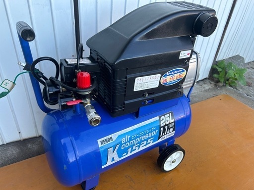 KENOH エアーコンプレッサー 美品K-1525 25L 1.5馬力工具 DIY