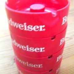 1980年代の正規販促品ノベルティグッズBudweiser・バドワイザープラスチック製灰皿(中古品)3個＋オマケ1個の画像