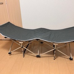 ⚠️受け渡し予定の方が決まりました　キャンプ用品　キャンプ用　イス　簡易ベットの画像