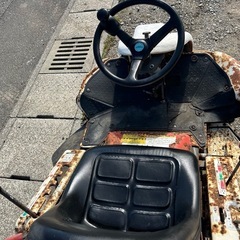 共立　ラビットモアー　乗用草刈機　14馬力　RM86 HST無段変速　ロータリーナイフ　モアー　モア　藁　畜産　酪農　芝刈機　の画像