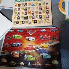 【取決定】カーズとトーマス木製のパズル