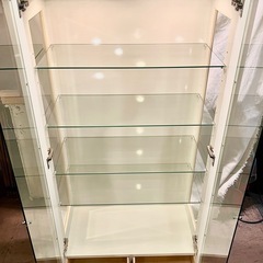 《売約済》【武蔵小山店】大塚家具　キュリオケース　ガラスケース　ガラスショーケース　ショーケース　コレクションケース　飾り棚　ダウンライト　照明　付き　下段収納　の画像