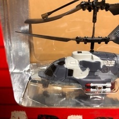 s0925616 未開封品 ラジコン アパッチヘリRC2ch ヘリコプター レトロ 玩具 おもちゃ アンティーク インテリア コレクション 中古品の画像