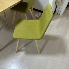 LOWYA ダイニングチェア 椅子 チェア 緑の画像