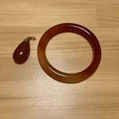 べっこう柄のブレスレッド