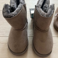 新品タグ付き16cm まとめ売り　シューズ　ブーツの画像