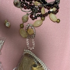 アクセサリー  どれでも1個200円 全部で5000円の画像