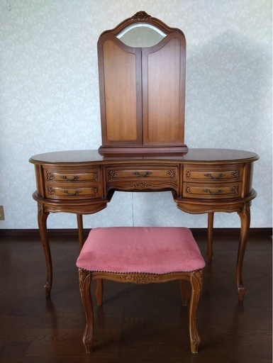 イタリア家具　ドレッサー:猫脚チェア　ヴェローナクラッシック