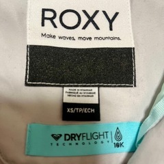 スキー、スノボー、ウェア、女性アウターの画像