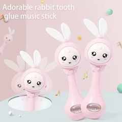 ハンドベル ウサギ耳 リズムスティック 音楽 生後３ヶ月〜