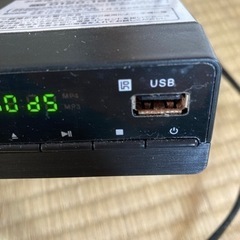 DVDプレイヤー　USB部分はサビあり