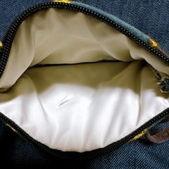 花柄🌸刺繍のミニポーチの画像