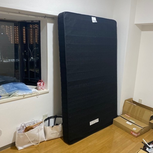セミダブル　脚付きマットレスベッド