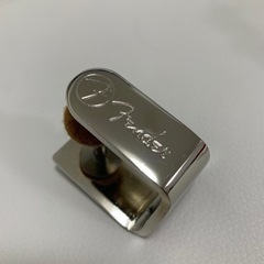 Fender fatfinger