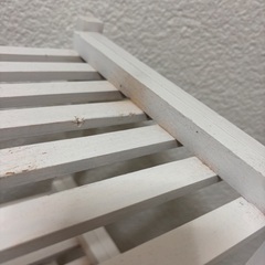 ホワイト木製ラック　使用感あり　どなたかお願いしますの画像