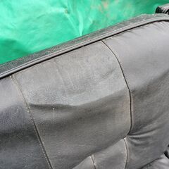 【無料】革ソファー4席分　※状態は写真で御確認くださいの画像