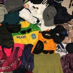 定価で23万円相当　衣類、服飾系まとめ売りの画像