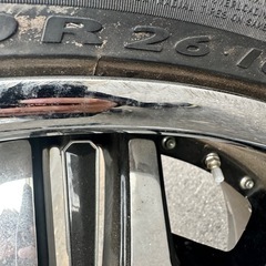 中古特大タイヤの画像