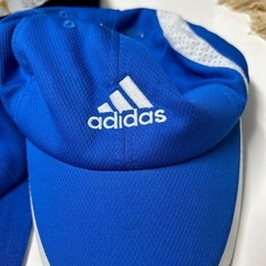 adidasキャップ2枚の画像
