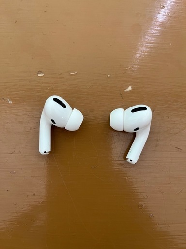 AirPods