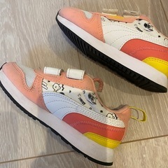 美品　プーマ　スヌーピー　スニーカー　17㎝の画像