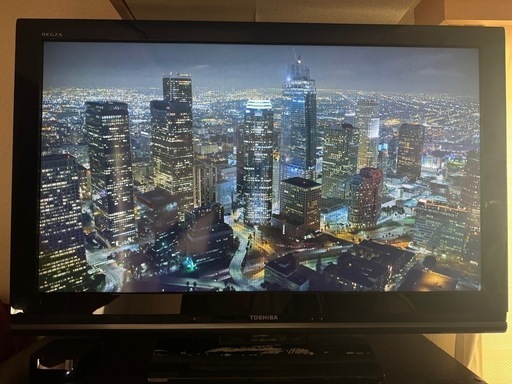 【取りにきてくれる方限定】テレビ　TOSHIBA REGZA